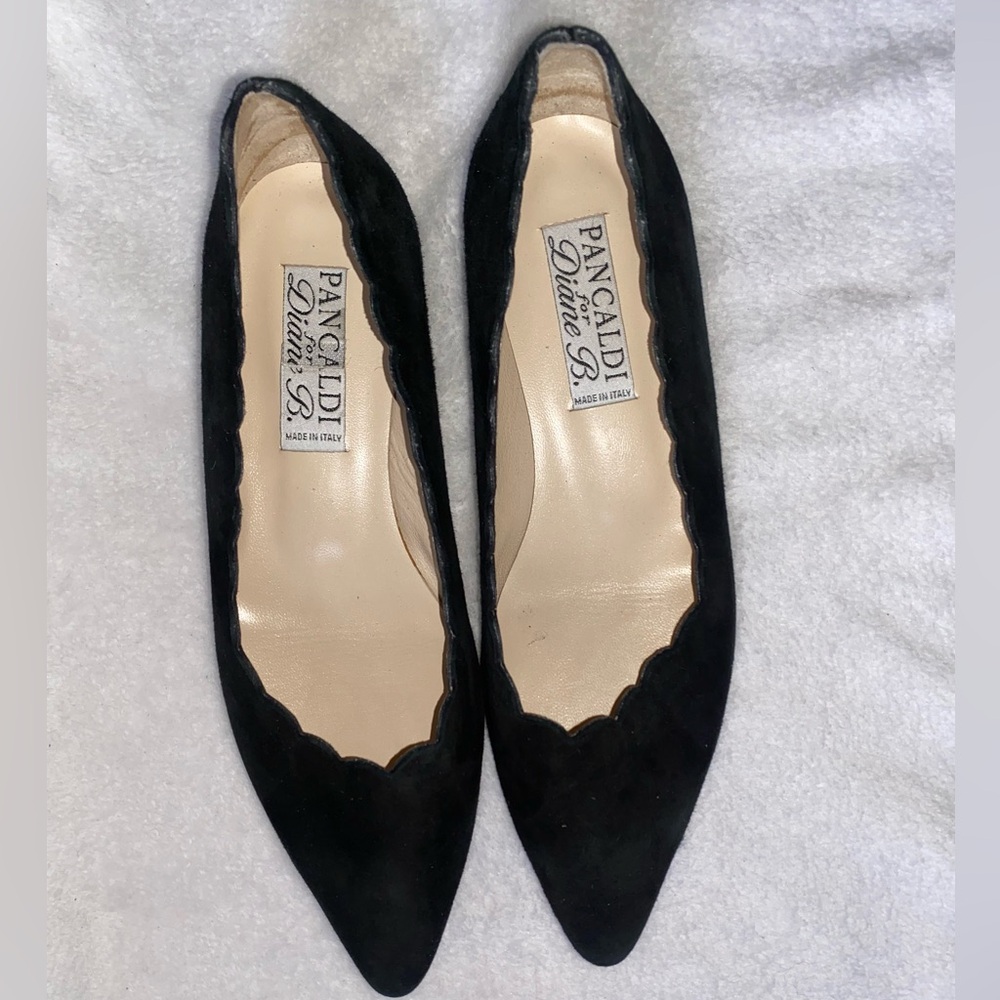 NWOT PANCALDI for Diana B. Scalloped Black Suede Flats | Italy | 38 | Vibram